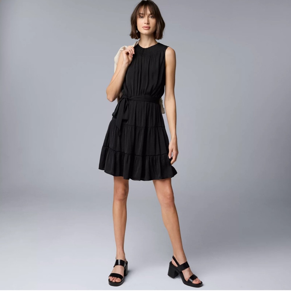🟪Simply Vera Vera Wang Black Pleated Halter Mini Dress